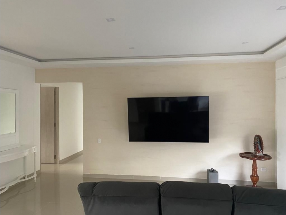ESPECTACULAR CASA CAMPESTRE EN COMBIA — foto 3