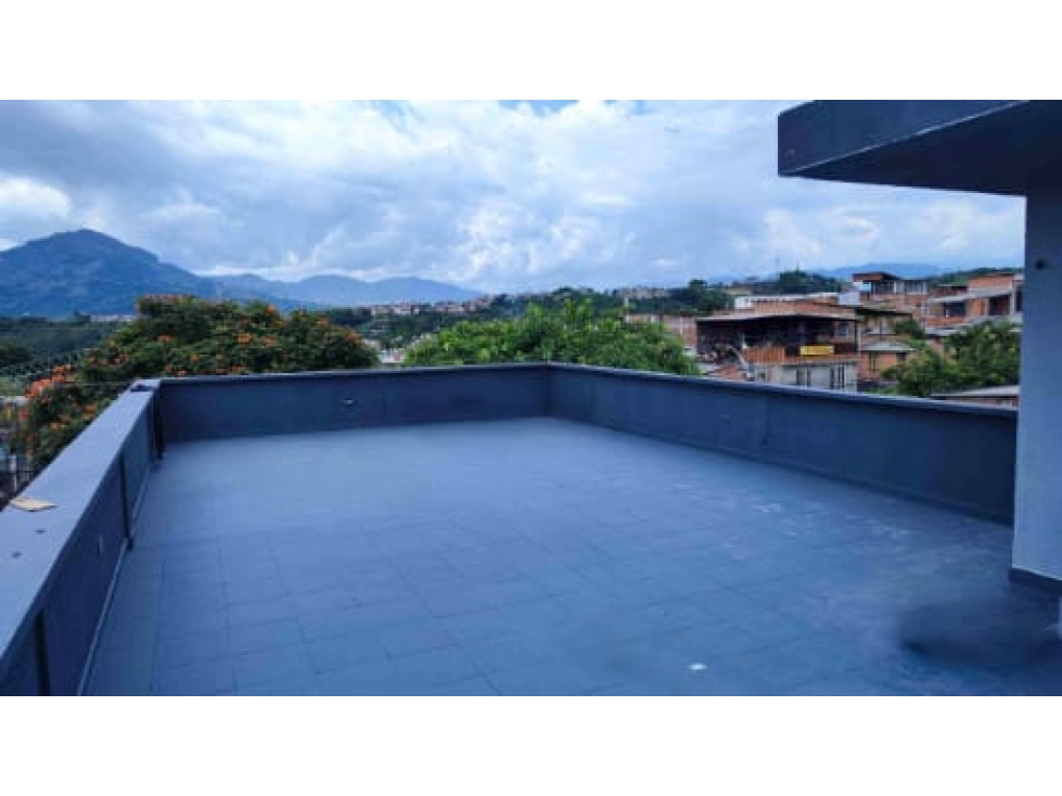 CASA DE 4 NIVELES EN CUBA PEREIRA — foto 3