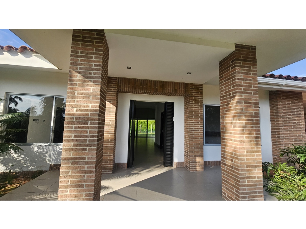 CASA CAMPESTRE EN CERRITOS LOTE 1690 M² + TURCO Y SEGURIDAD 24H — foto 2