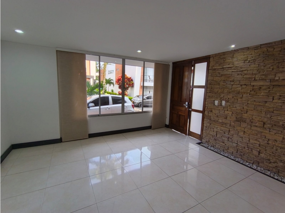 Casa en venta en Villa Olímpica con 4 habitaciones y garaje — foto 4