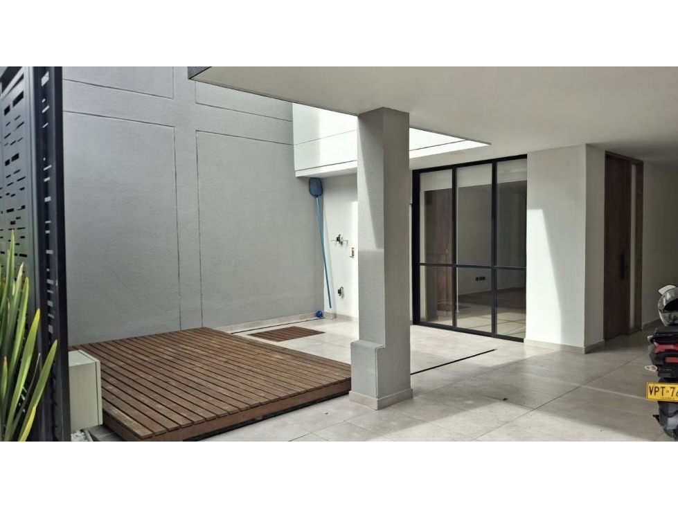 Casa en Cerritos, con 3 habitaciones, balcón y parqueadero doble — foto 4