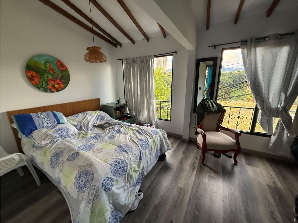 Venta de edificio rentable, locales, apartamentos y apartaestudios — foto 4