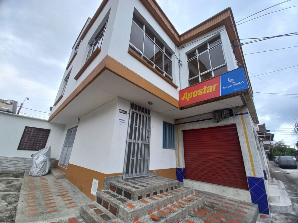 Casa comercial en el barrio el jardín
