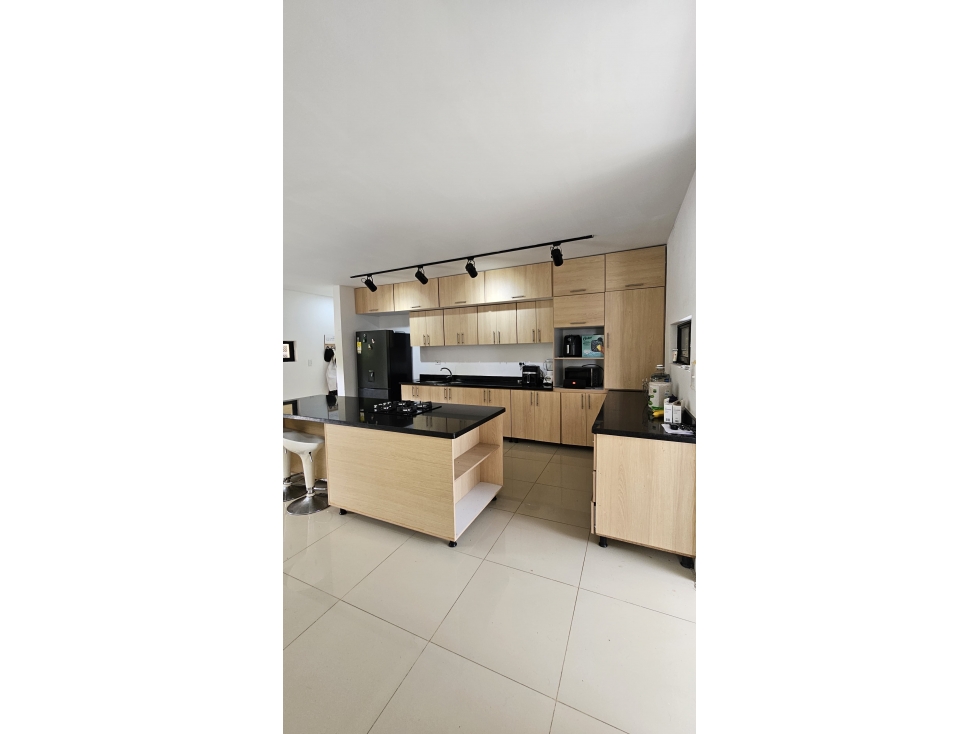CASA CAMPESTRE EN CERRITOS LOTE 1690 M² + TURCO Y SEGURIDAD 24H — foto 3