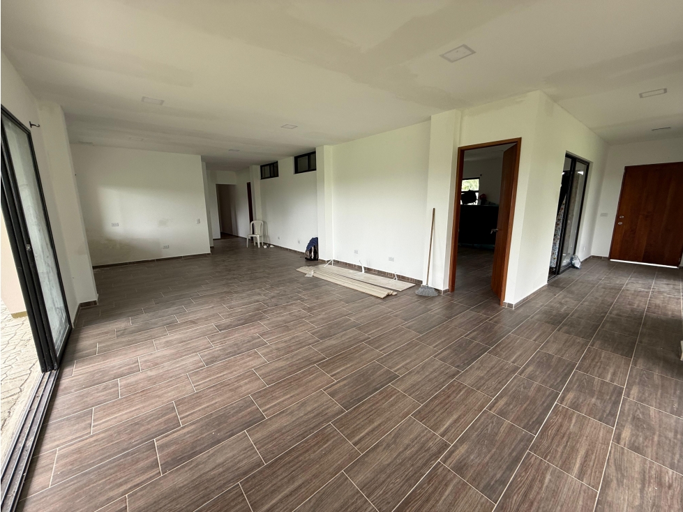 Casa en Renta en Cerritos - 2.500 M² de Lote y 3 Habitaciones — foto 4