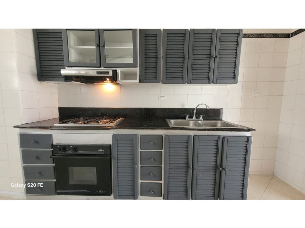 Apartamento exclusivo en Álamos con parqueadero doble y oficina — foto 5