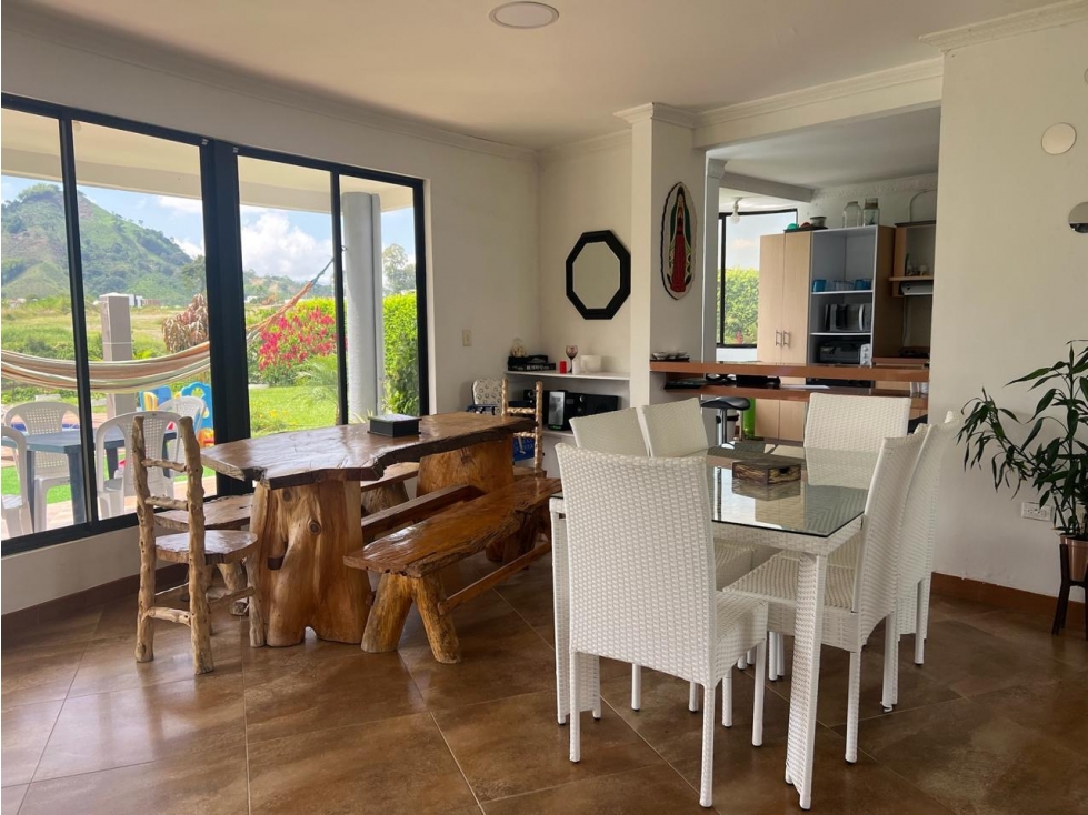 CASA CAMPESTRE EN RENTA CON CAPACIDAD PARA 20 PERSONAS — foto 2