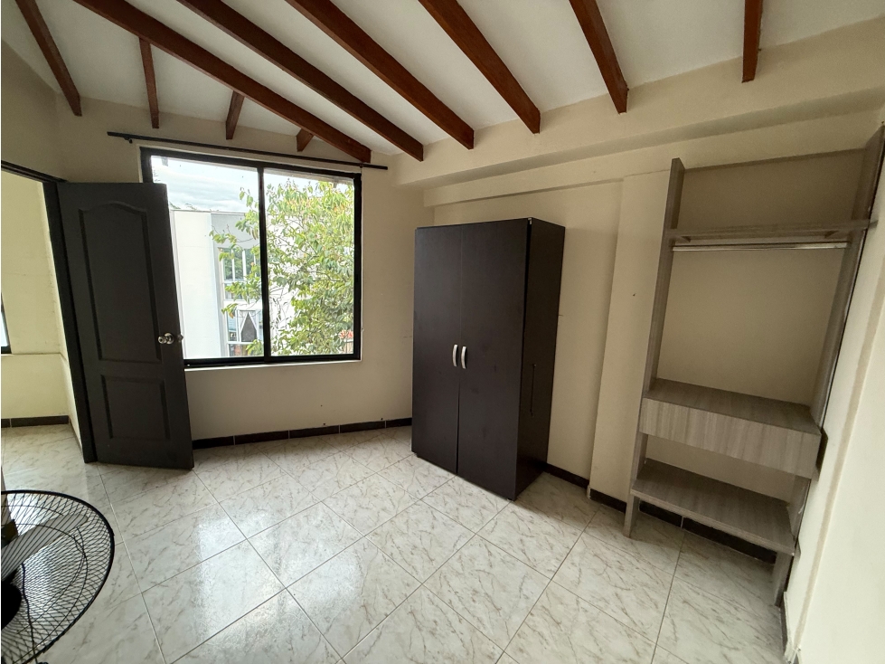 Venta de edificio rentable, locales, apartamentos y apartaestudios — foto 5