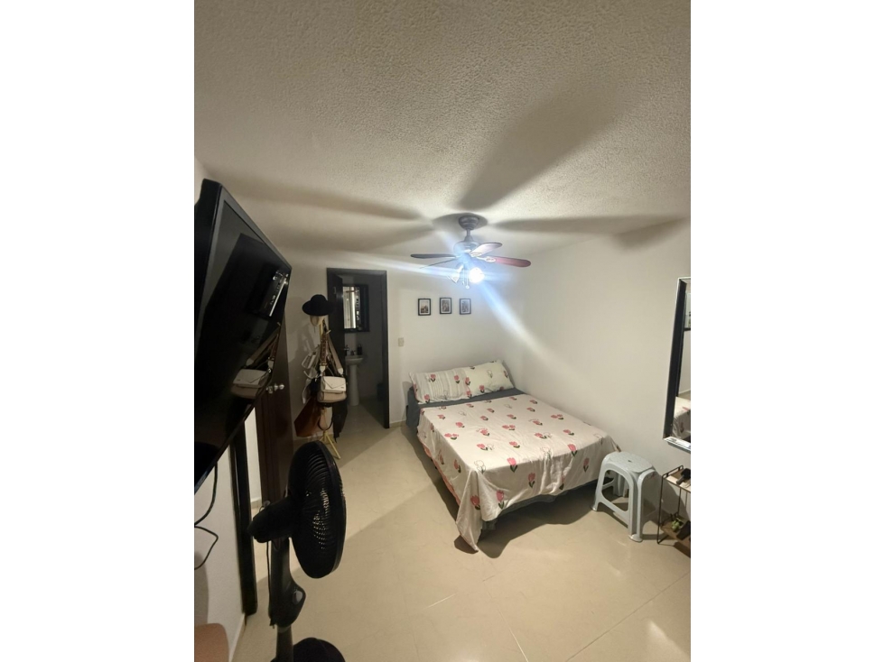 Apartaestudio con parqueadero y excelente ubicación en Pereira — foto 3