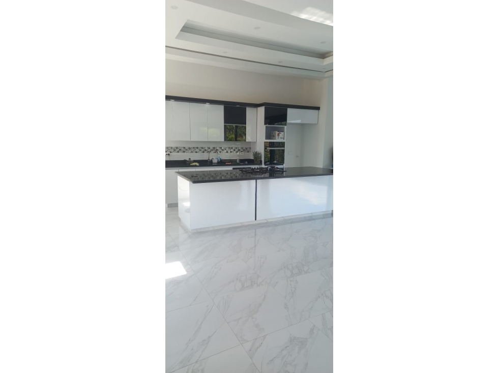 CASA DE LUJO EN EXCLUSIVO CONDOMINIO — foto 6