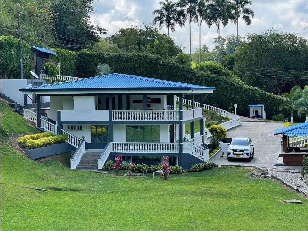Hermosa Fínca Campestre en Cerritos Pereira