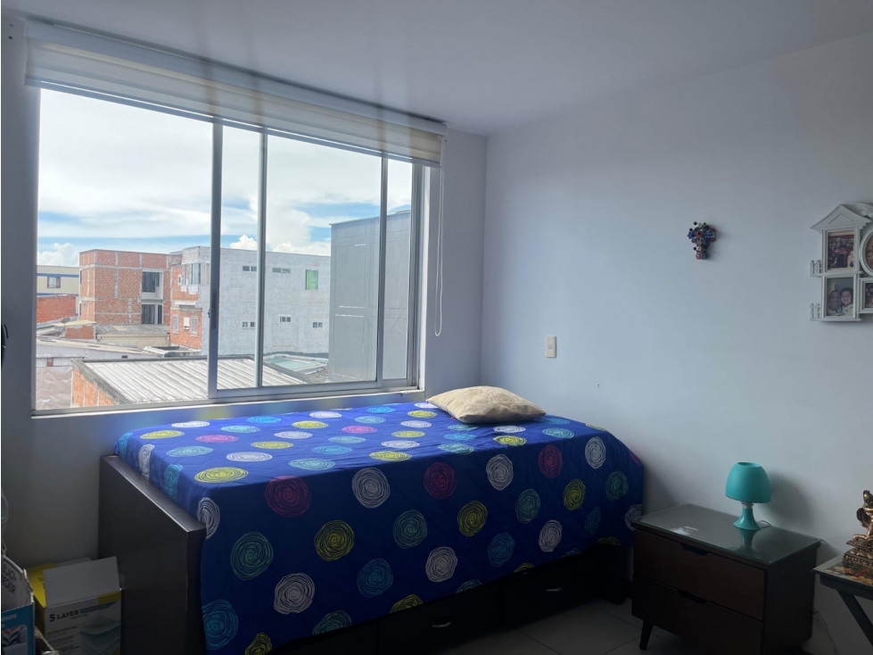 Apartamento moderno con 3 habitaciones, ascensor y parqueadero — foto 6