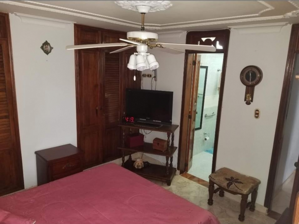 APARTAMENTO EN VENTA - CIRCUNVALAR, 4 HABITACIONES + PARQUEADERO — foto 3