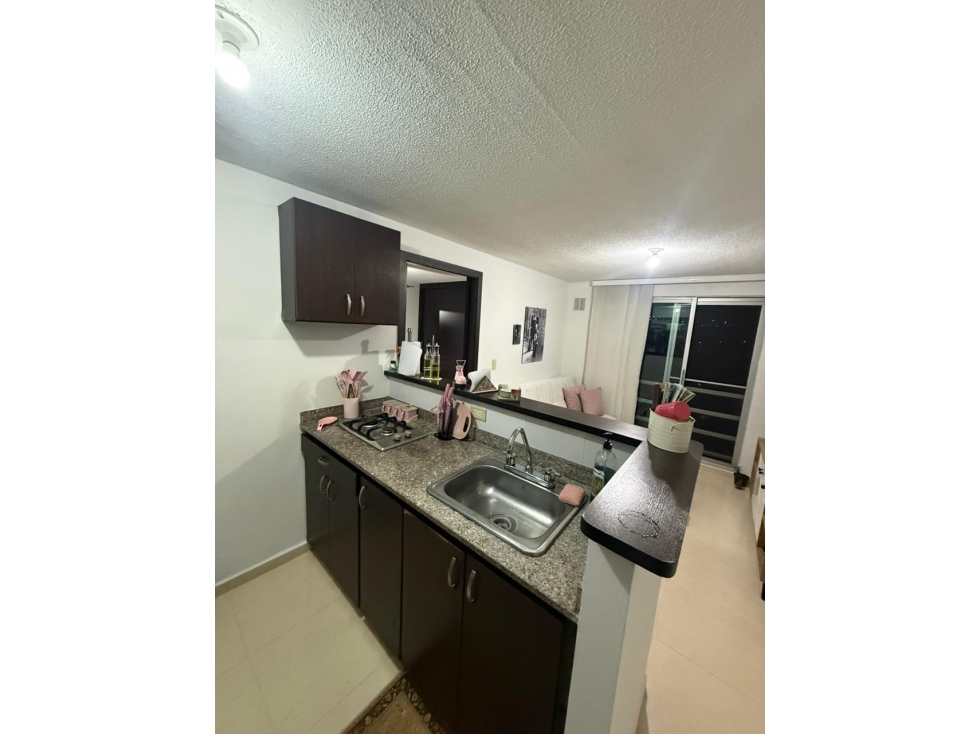Apartaestudio con parqueadero y excelente ubicación en Pereira — foto 5