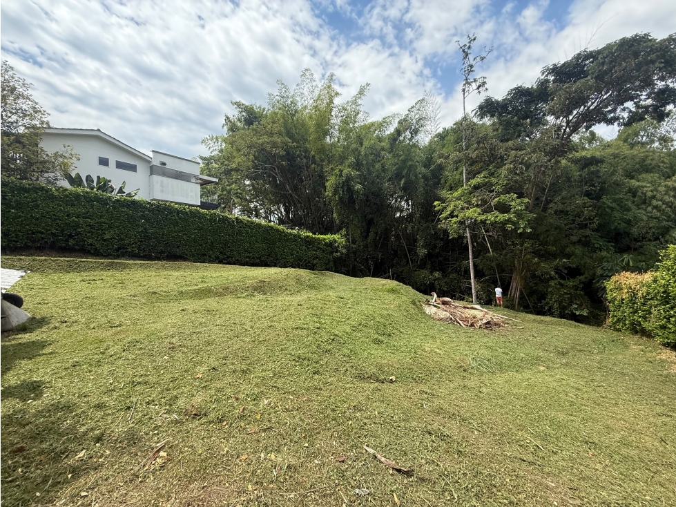 LOTE CAMPESTRE EN VENTA  1.090 M² + LICENCIA DE CONSTRUCCIÓN — foto 4