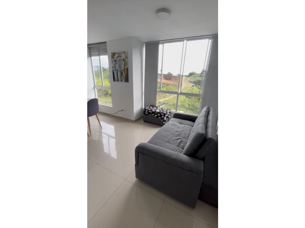 APARTAMENTO EN VENTA 3 HABITACIONES Y PARQUEADERO PROPIO — foto 3