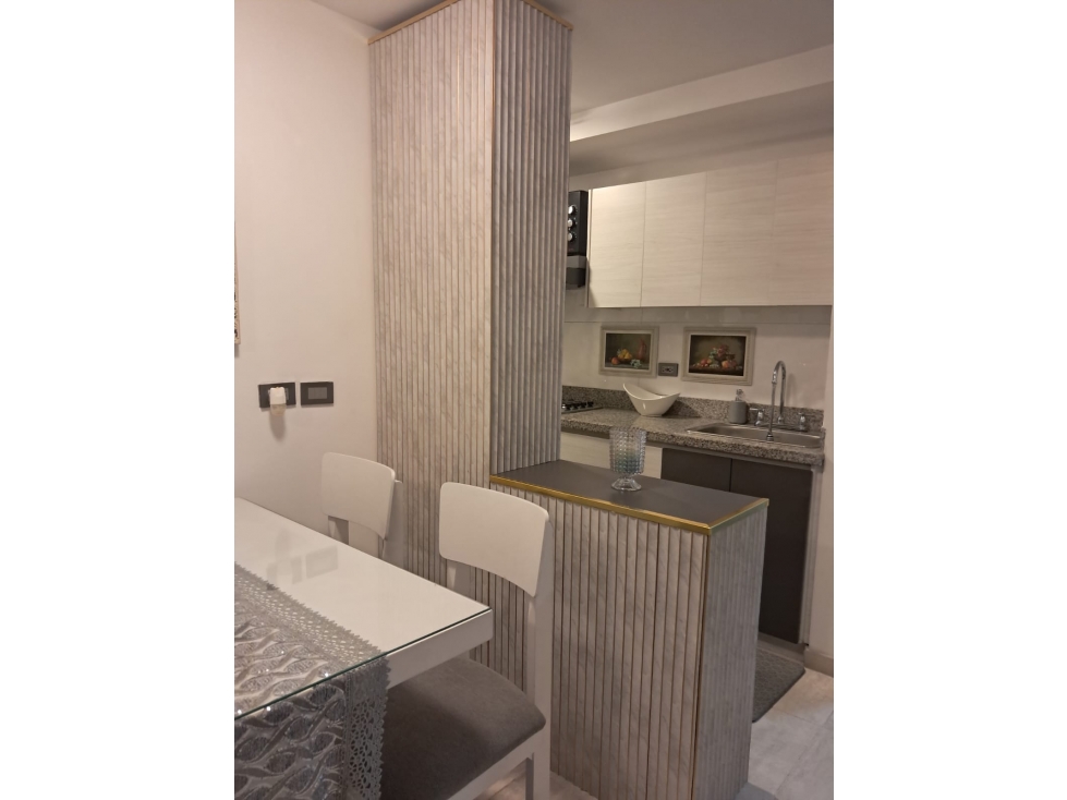 venta de apartamento con walking closet, balcón y zonas sociales — foto 3