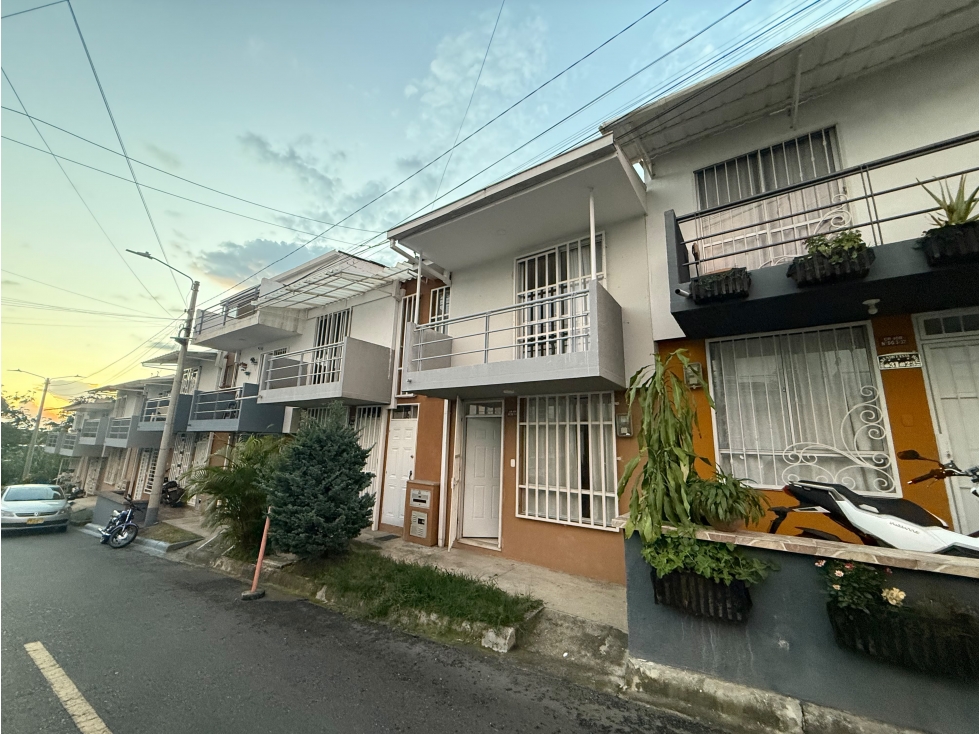CASA DÚPLEX EN VENTA MONTEBONITO, DOSQUEBRADAS