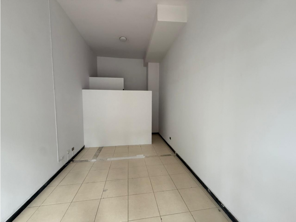 ¡Gran oportunidad de inversiÃ³n! Local comercial sobre la carrera 4 — foto 5