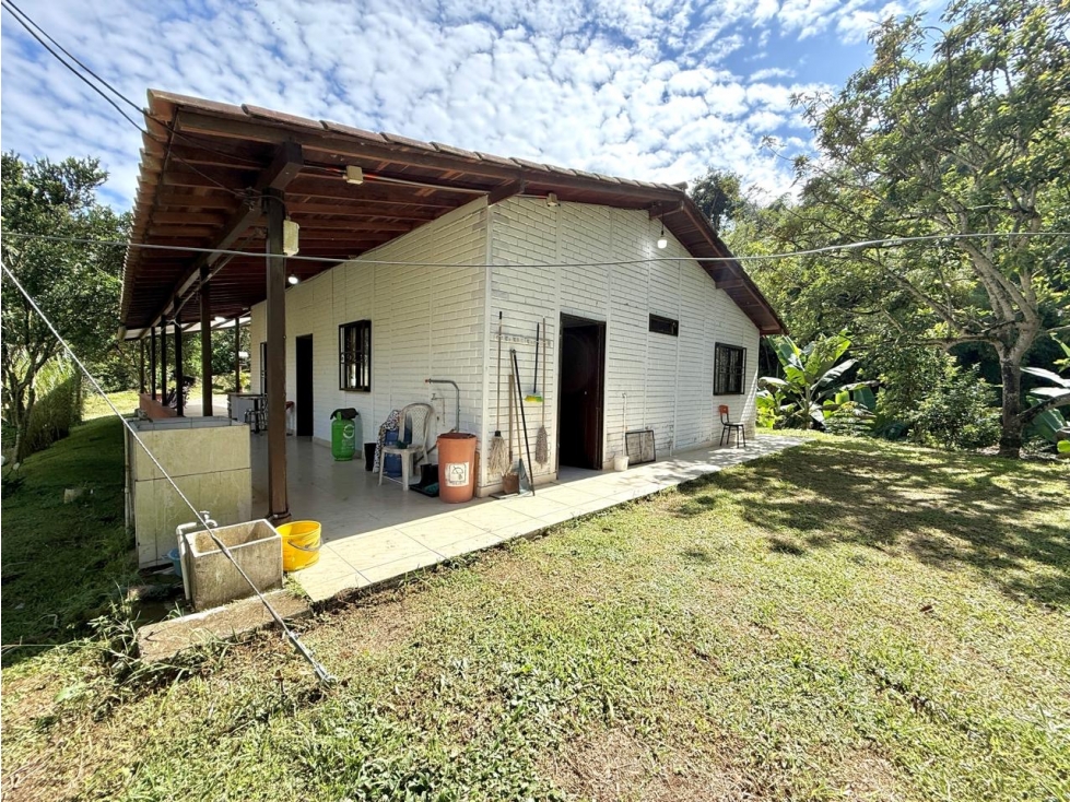 Casa Campestre - naturaleza, descanso y valorización en Combia