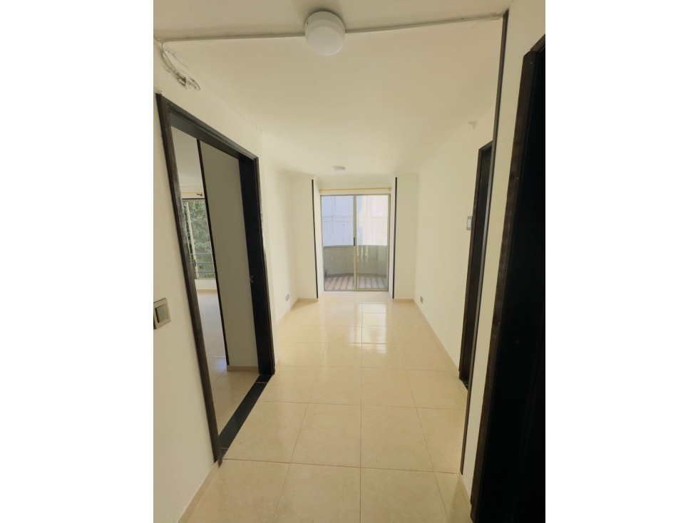 Apartamento en Álamos - 3 habitaciones, 3 baños y parqueadero