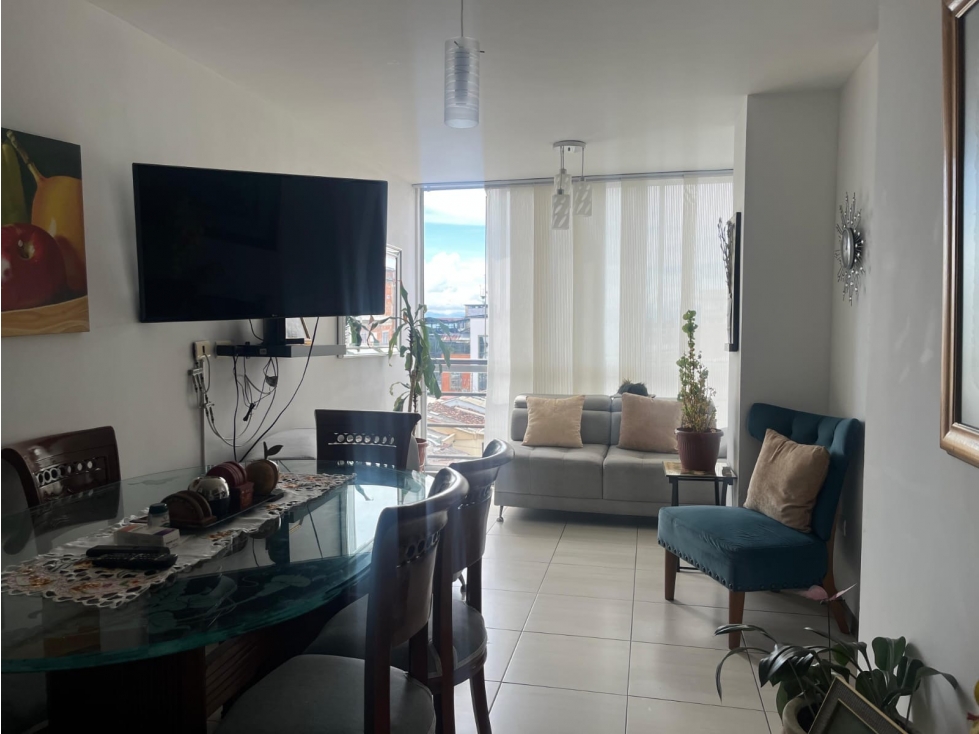 Apartamento moderno con 3 habitaciones, ascensor y parqueadero — foto 2