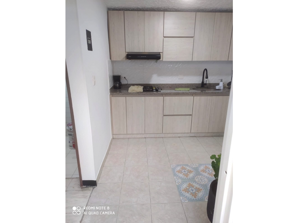 Casa Esquinera Peatonal de 2 Pisos Ciudadela Comfamiliar Cuba - 5