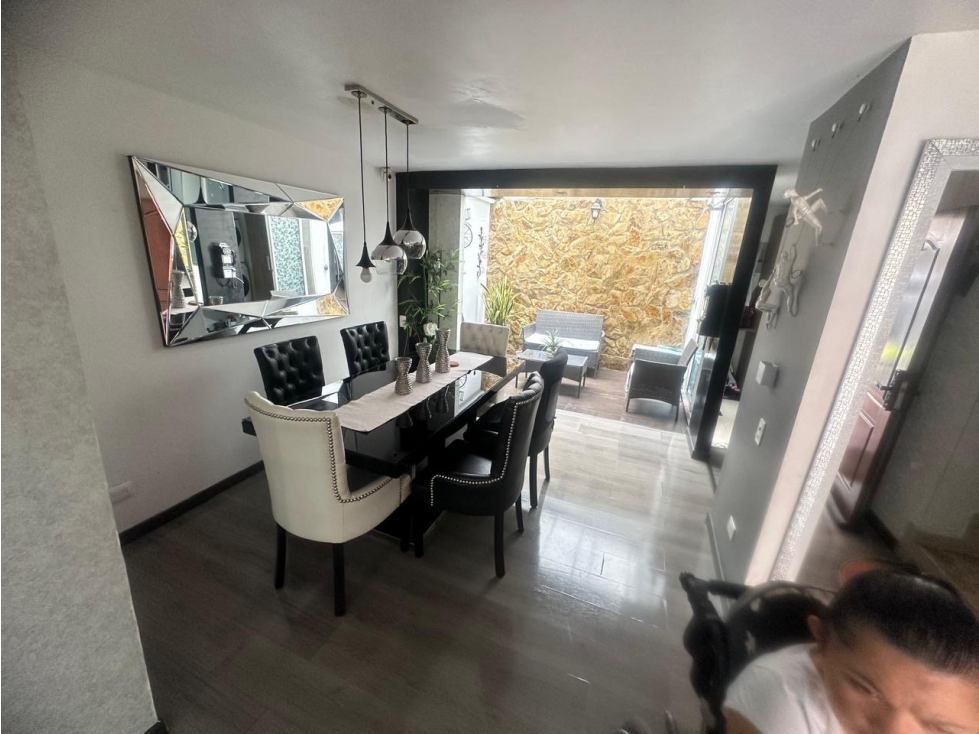 CASA EN VENTA EN PUEBLITO CAFETERO 3 PISOS CON TERRAZA Y GARAJE — foto 2