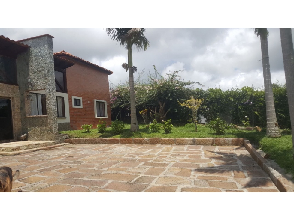 2.700 M² DE LOTE + 7 HABITACIONES | CASA CAMPESTRE EN RENTA — foto 3
