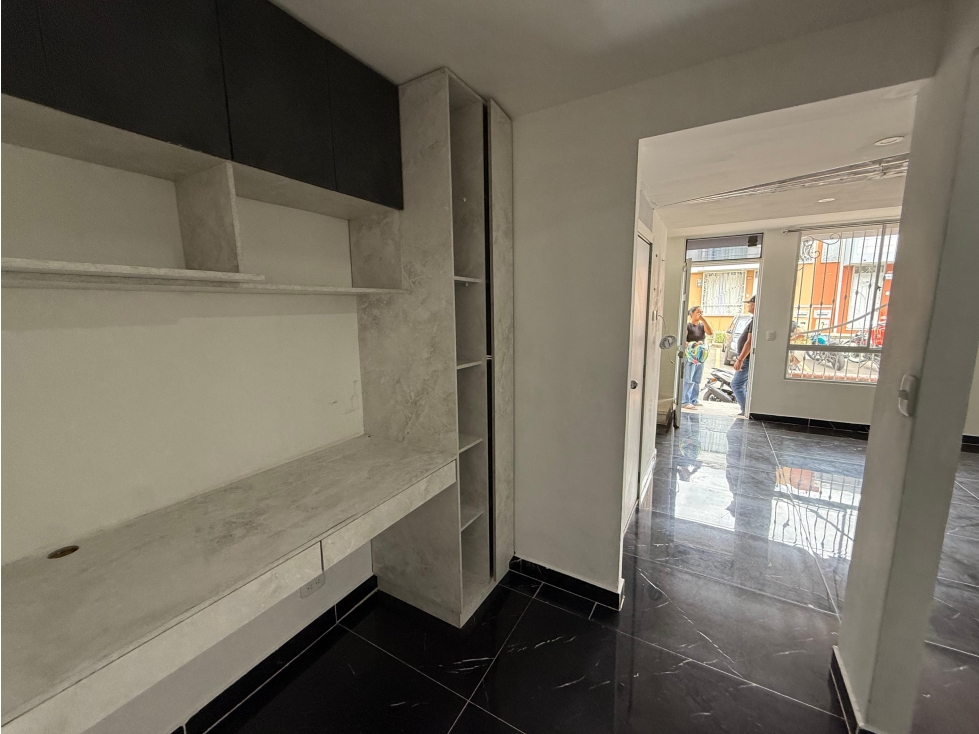Casa en venta en Dosquebradas - Tres niveles, terraza y estudio — foto 6