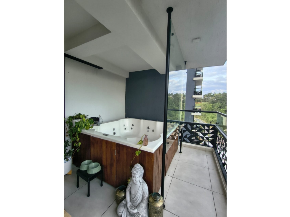 Apartamento en cerritos- 2 parqueaderos, 3 habitaciones + jacuzzi