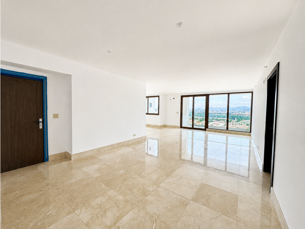 VENTA DE APARTAMENTO EN THE COLONIAL, SANTA MARIA, CIUDAD DE PANAMA