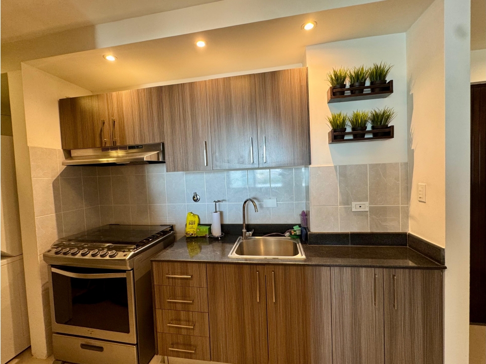VENTA DE APARTAMENTO AMOBLADO EN RESIDENCIAS DEL SOL, SAN FRANCISCO. — foto 6