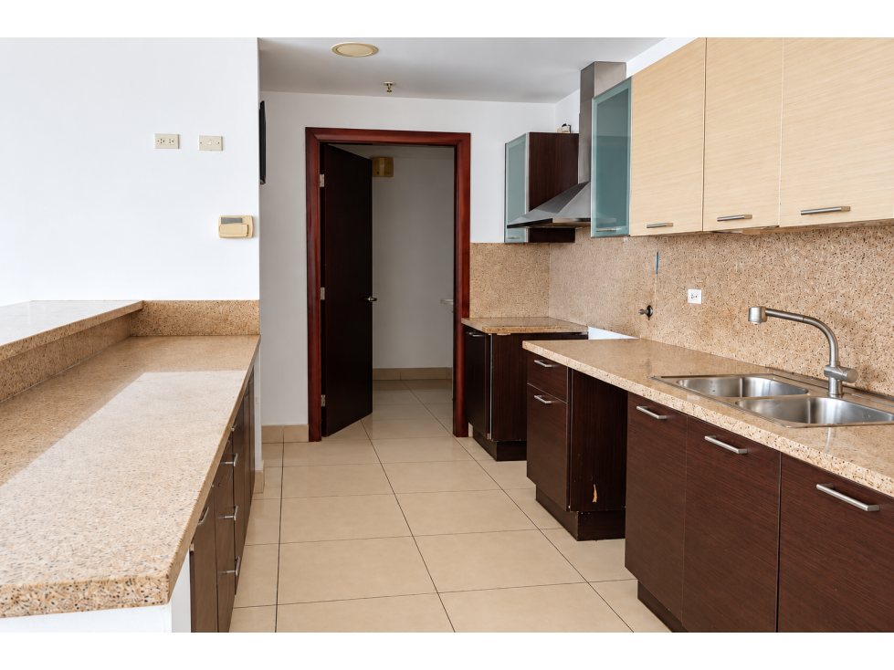 VENTA DE APARTAMENTO EN PH DUPONT, PUNTA PACIFICA — foto 2