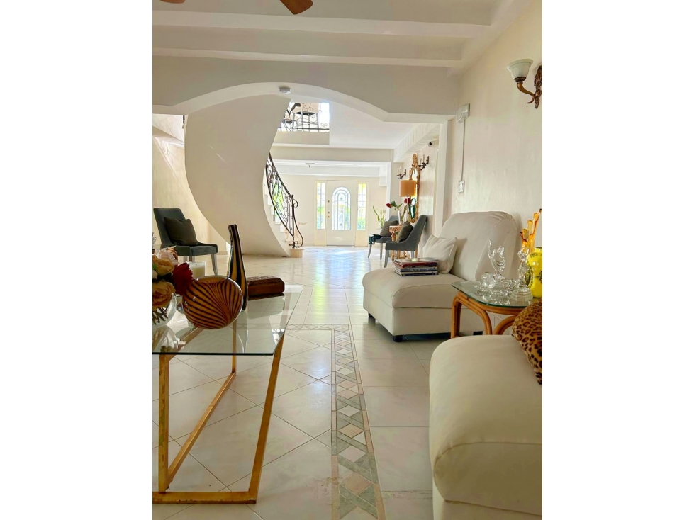 VENTA DE CASA EN ALBROOK GARDENS, ANCON, PANAMA — foto 3