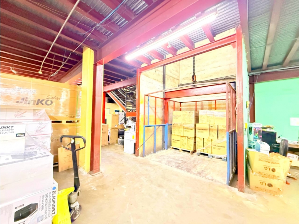 VENTA DE BODEGA INDUSTRIAL, ZONA LIBRE DE COLON — foto 5