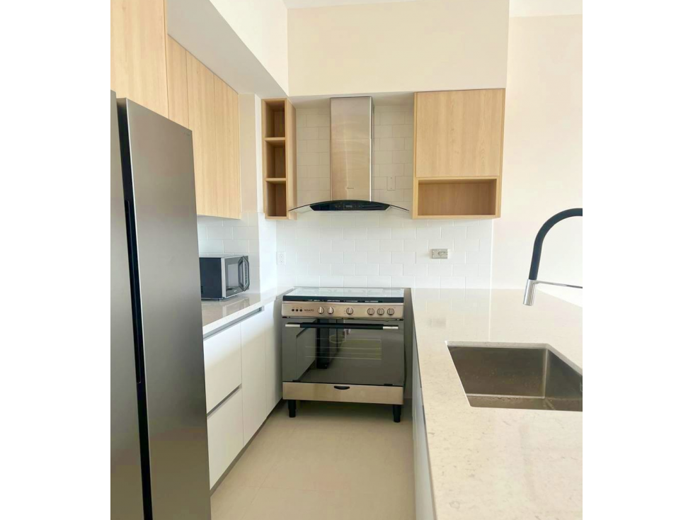 VENTA DE APARTAMENTO PH VILLAGE, SANTA MARIA, PANAMA