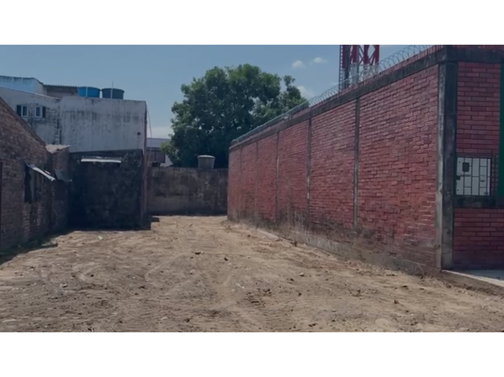 SE VENDE LOTE USO MULTIPLE BARRIO EL OASIS ALEDAÑO CALLE 24 YOPAL - 2