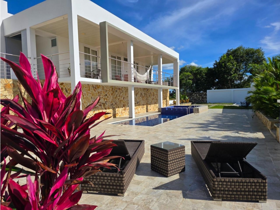SE VENDE HERMOSA CASA CAMPESTRE YOPAL - 2