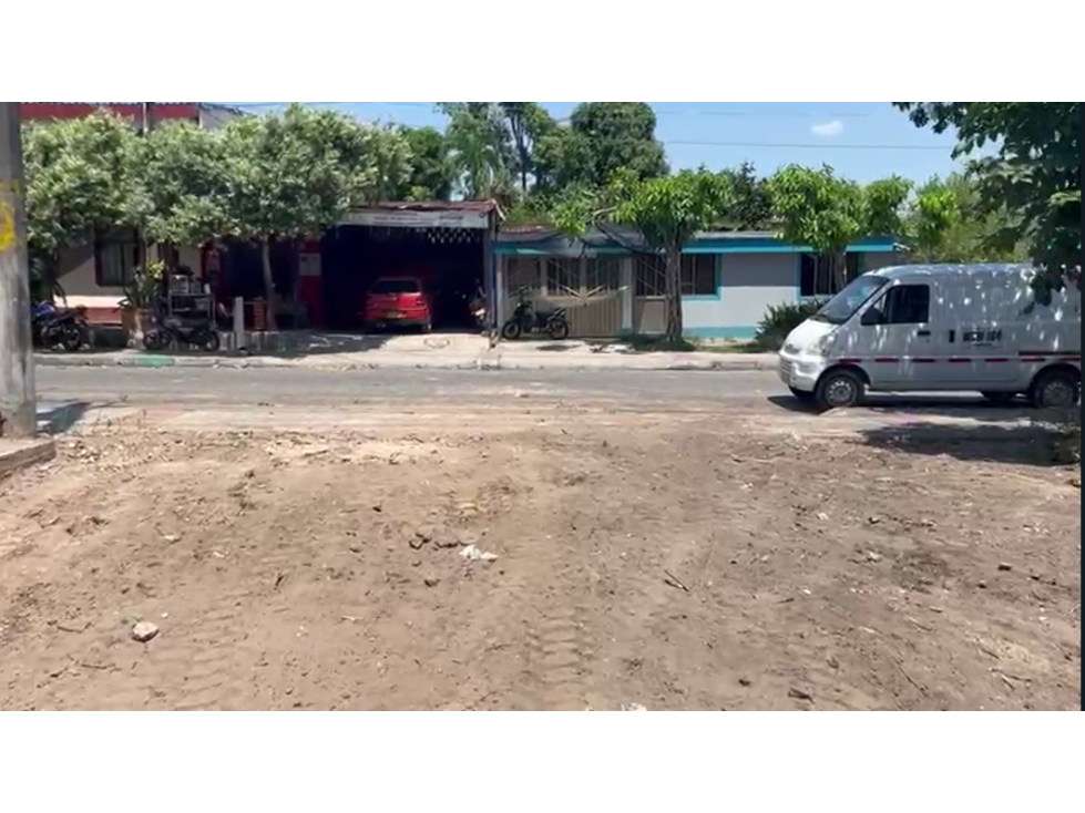 SE VENDE LOTE USO MULTIPLE BARRIO EL OASIS ALEDAÑO CALLE 24 YOPAL - 5