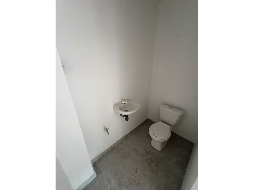 SE VENDE CASA MULTIFAMILIAR CON LOCAL Y 4 UNIDADES DE VIVIENDA — foto 6