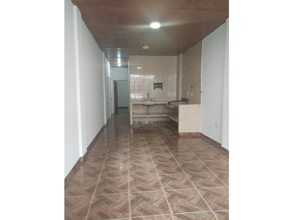 SE VENDE CASA UNIFAMILIAR BARRIO MONTECARLO