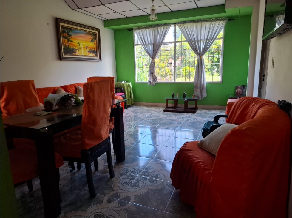 SE VENDE CASA BIFAMILIAR DE 2 PISOS BARRIO LA ESPERANZA YOPAL — foto 2