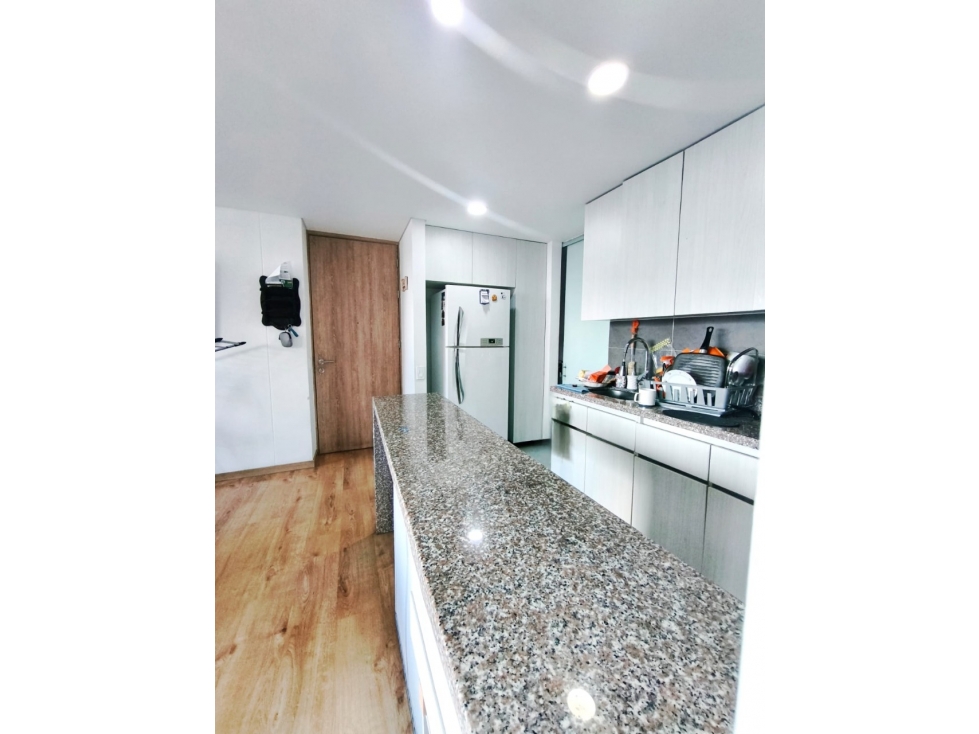 SE ARRIENDA APARTAMENTO EN SABANETA, SECTOR CAÑAVERALEJO — foto 2