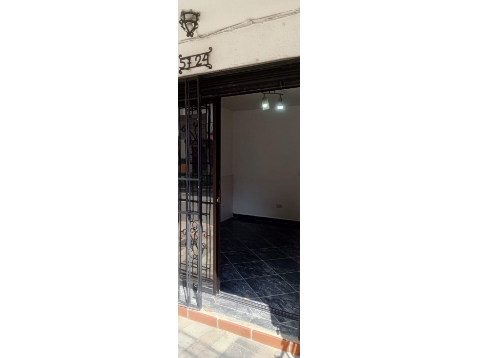 LOCAL EN ARRIENDO SECTOR VILLA PAULA — foto 2