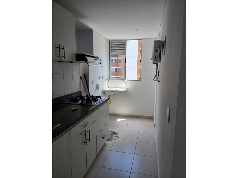 SE ARRIENDA APARTAMENTO EN LA ESTRELLA, SECTOR LA FERRERIA — foto 2
