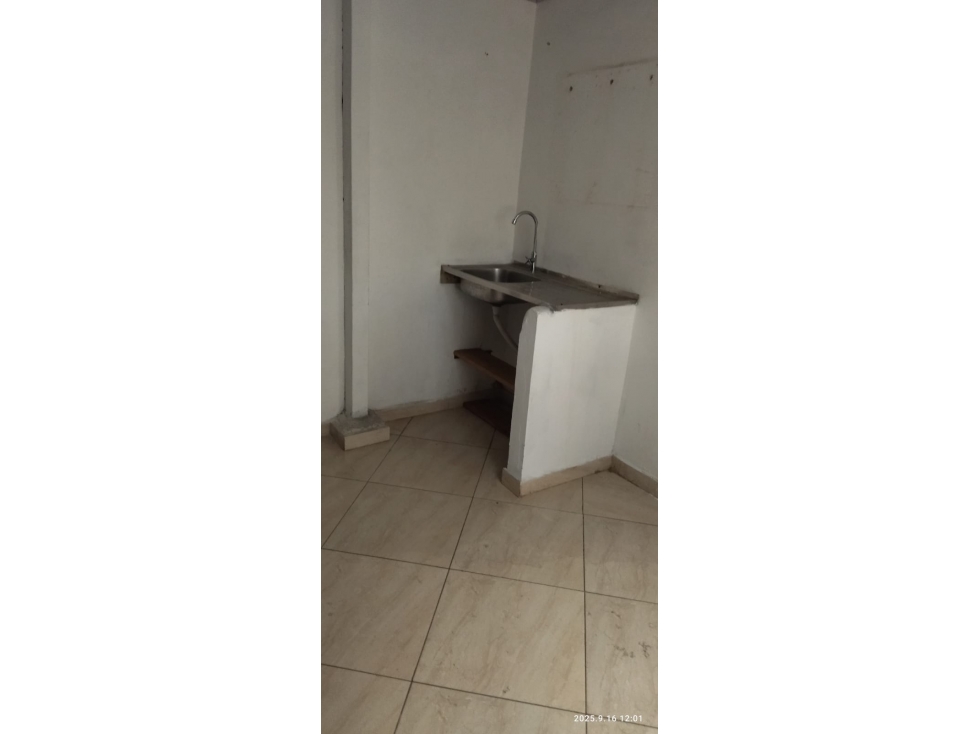 SE ARRIENDA LOCAL COMERCIAL, SECTOR VILLA PAULA.