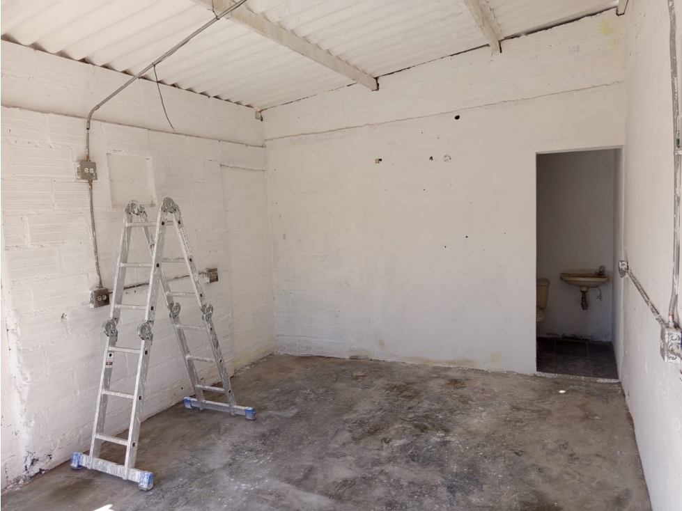 SE ARRIENDA LOCAL EN MEDELLIN, SECTOR LAURELES
