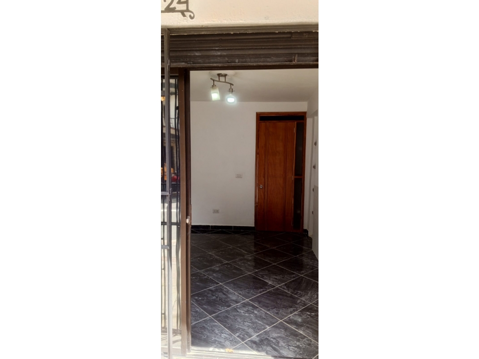 LOCAL EN ARRIENDO SECTOR VILLA PAULA