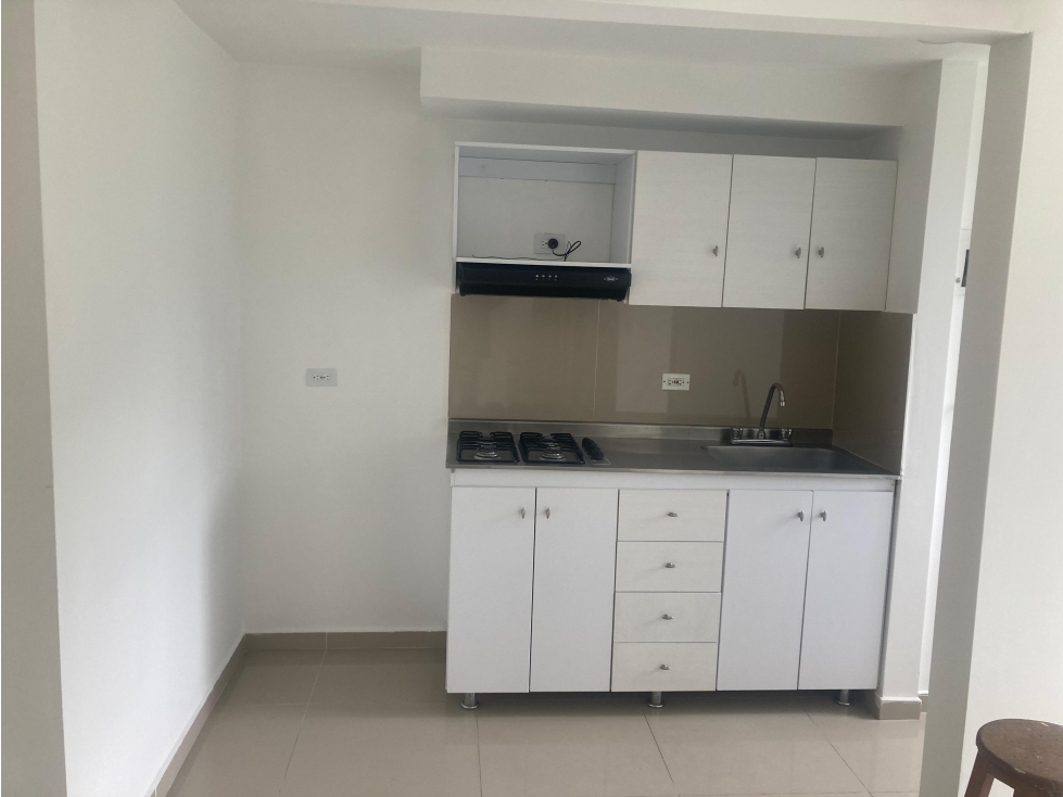 SE ARRIENDA APARTAMENTO EN SABANETA SECTOR SAN JOSE